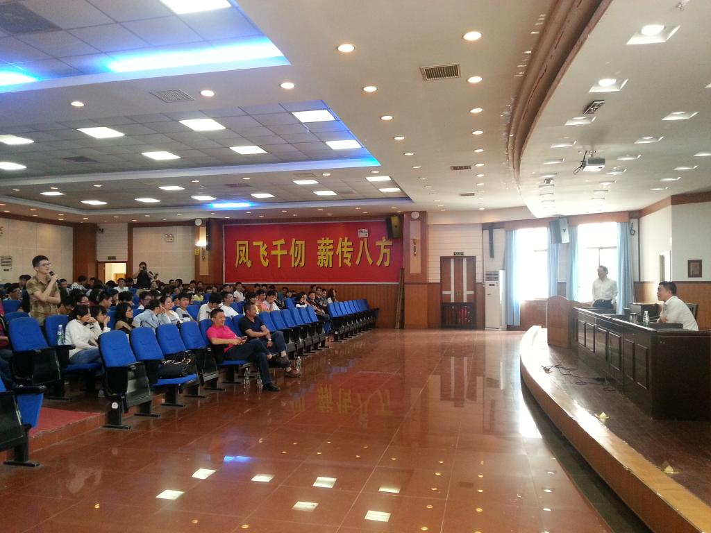 临床专业学生向刘院长提问